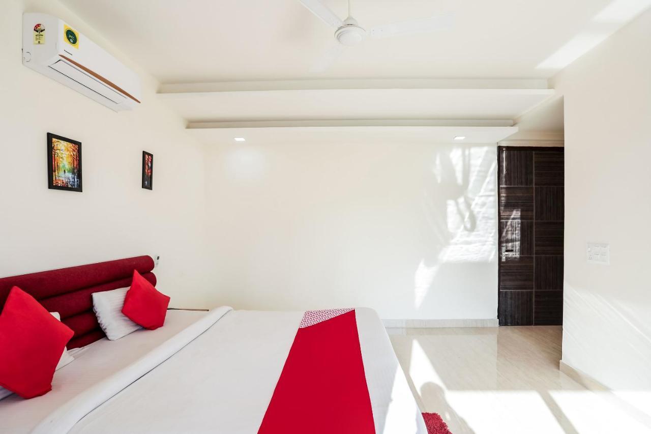 Oyo 65118 Hotel Vatika Gurgaon Extérieur photo