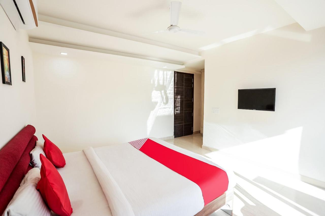 Oyo 65118 Hotel Vatika Gurgaon Extérieur photo