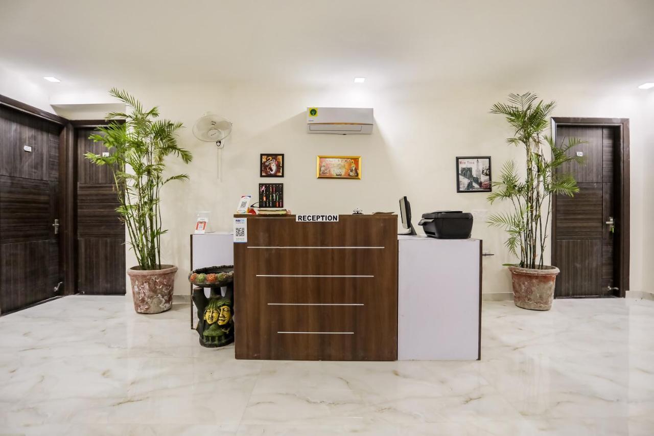 Oyo 65118 Hotel Vatika Gurgaon Extérieur photo